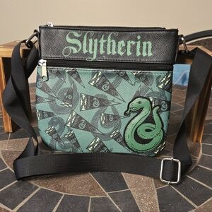 NWOT Loungefly Harry Potter Slytherin Cross Body Bag